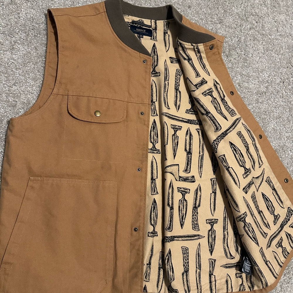 Roark Brown Workwear Vest with Utilitarian Design - Picture 3 of 7